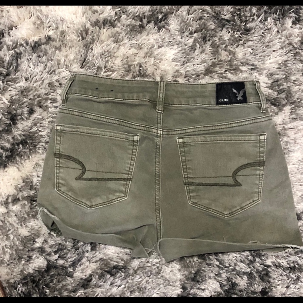 AE Shorts - Picture 3 of 3